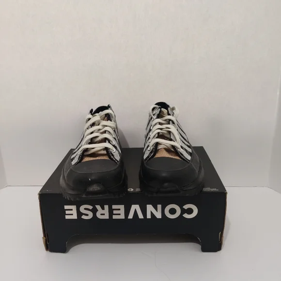 Women's Converse Run Star Hike Low Black 172037C - Picture 2 of 7